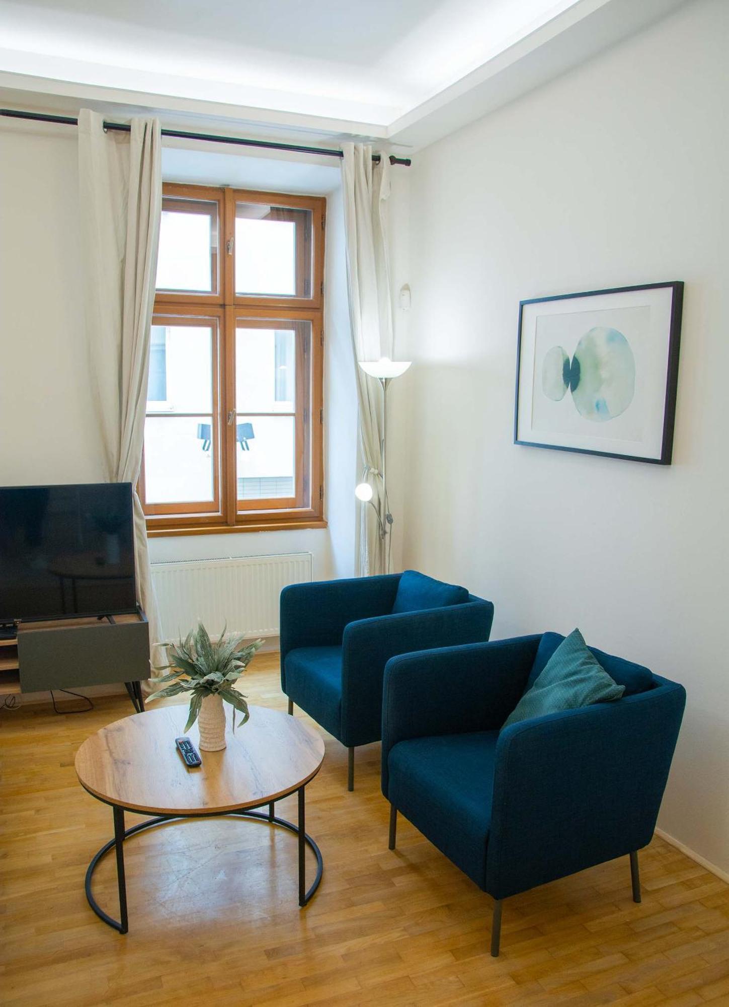 City Centre Apartment With Parking Прага Экстерьер фото